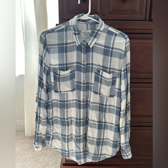 Abercrombie & Fitch Button Down - Picture 2 of 3